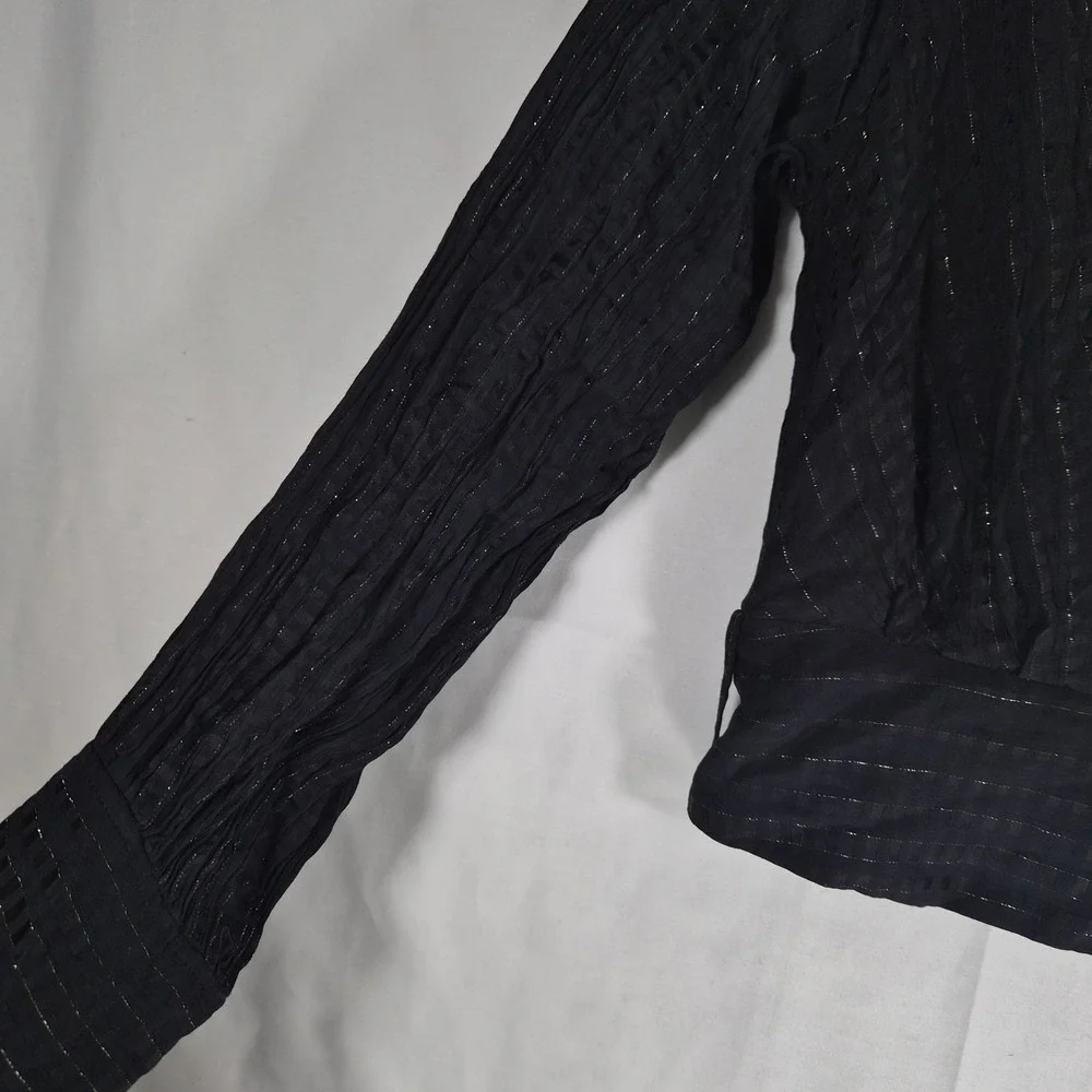Banana Republic Black Metallic Stripe Wrap Blouse Women's Size 4 Puff Sleeve